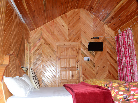 Lato The Huts River Touch Guesthouse主图