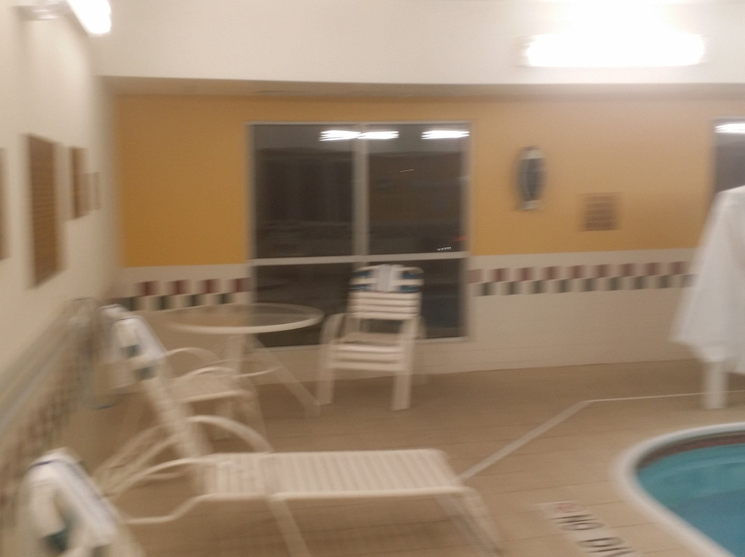 Comfort Inn & Suites主图