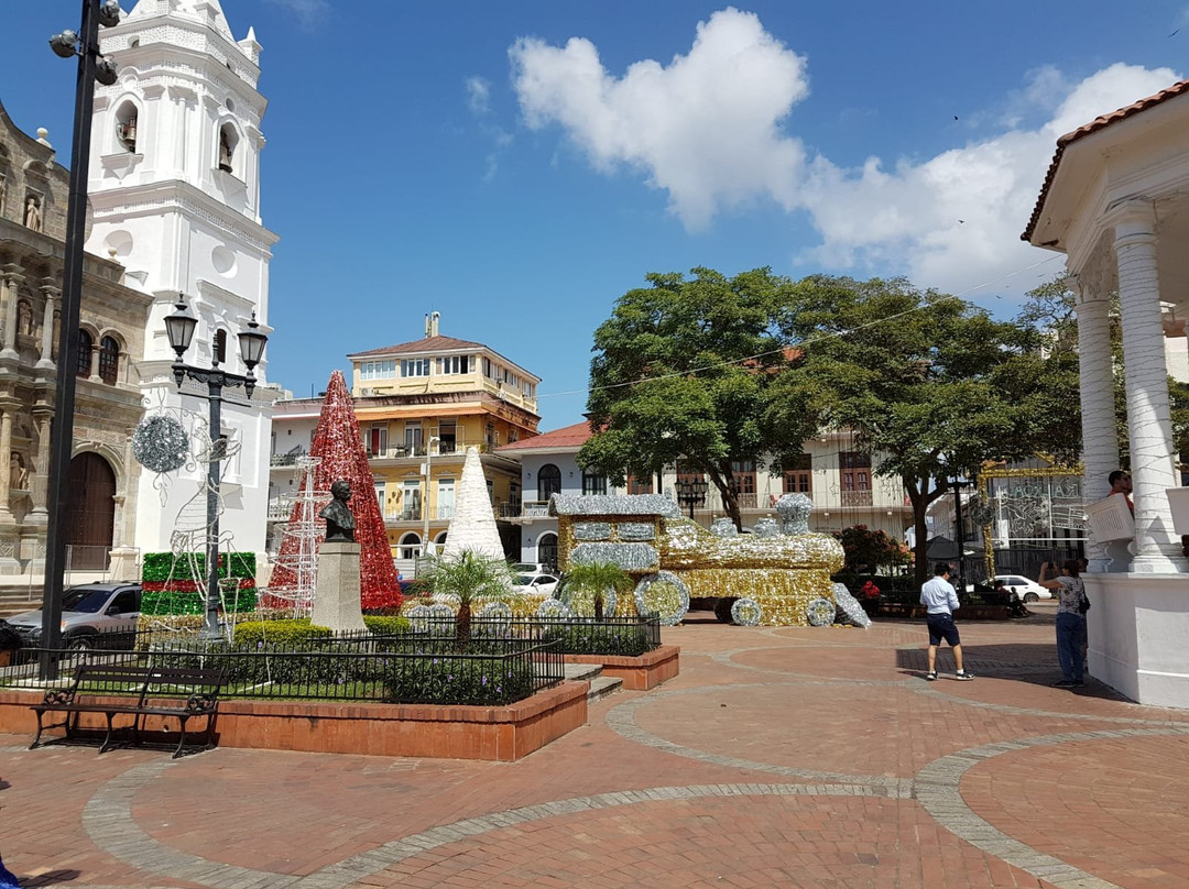 Bis Bald Tours-巴拿马城必去景点