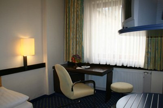 劳瑞德酒店主图