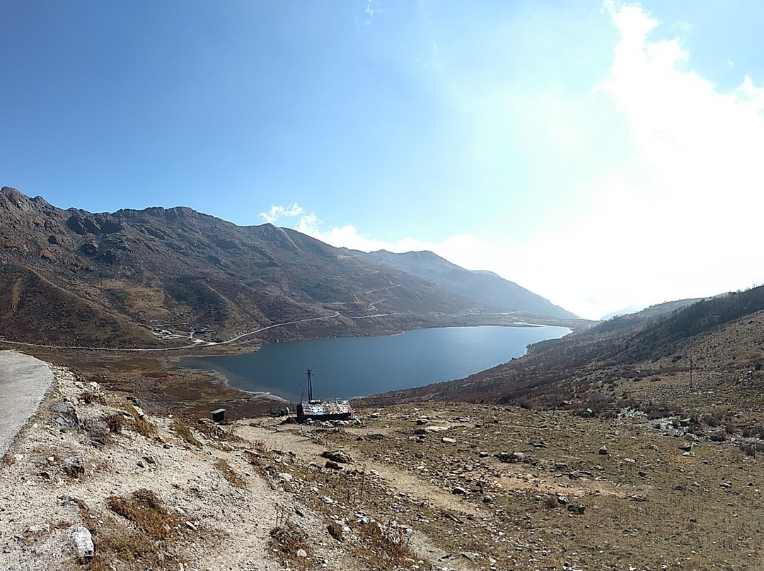 Menmecho Lake景点图片