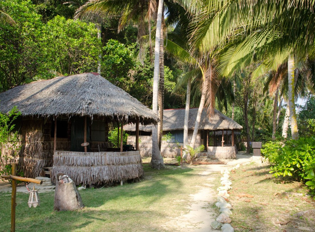 金巴兰森林度假酒店主图