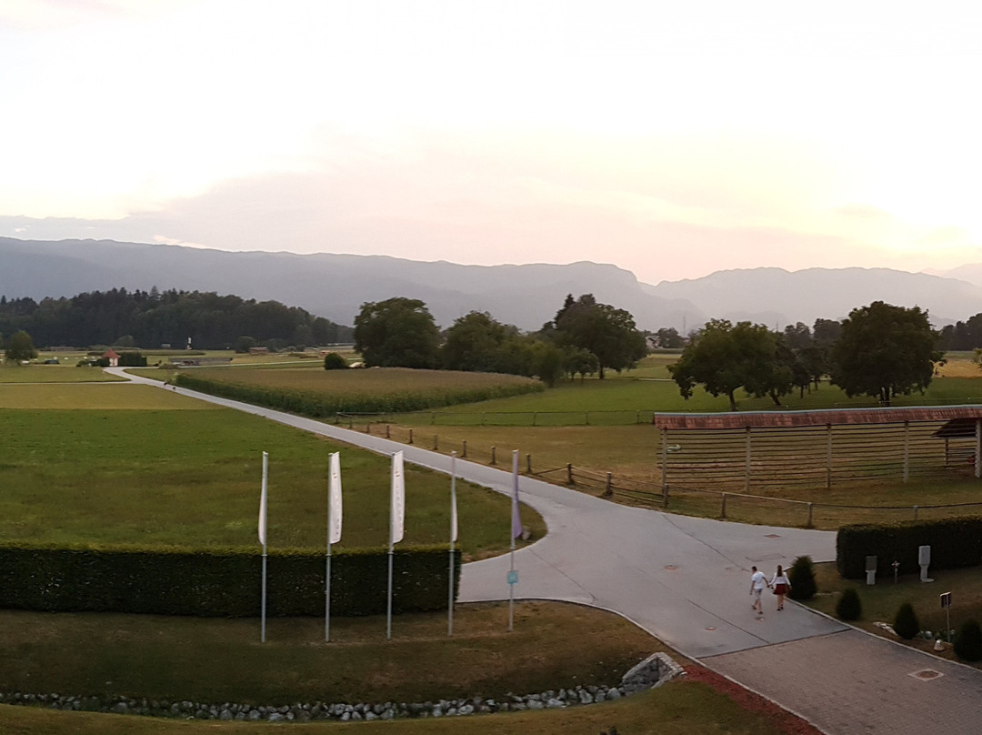 Lambergh, Chateau & Hotel主图