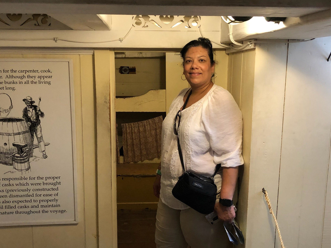 Charles W. Morgan-神秘河必去景点