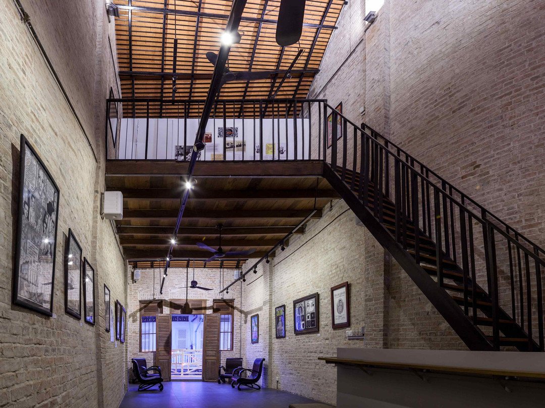 Jewel in the Lotus and Lotus Gallery-马德望必去景点