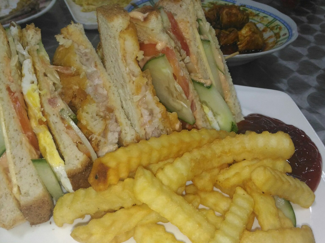 Big Ben's Restaurant Cafe & Cottage Industry