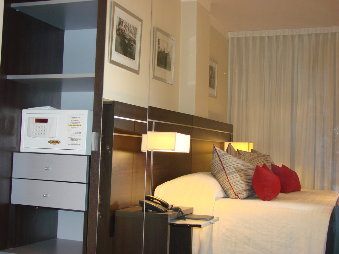 Zoom Apartments主图