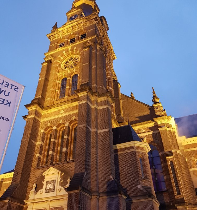 Grote Kerk of Koninginnekerk-阿珀尔多伦必去景点