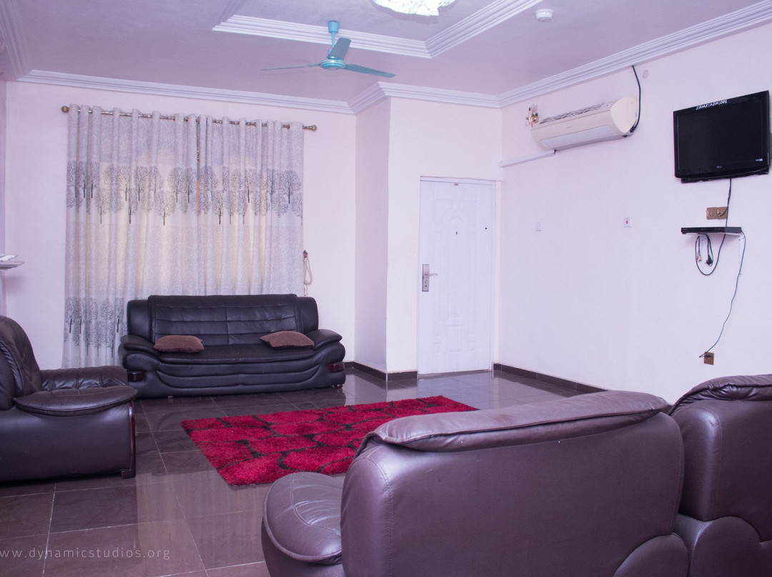 Sheilas Executive Hotel & Lodge主图