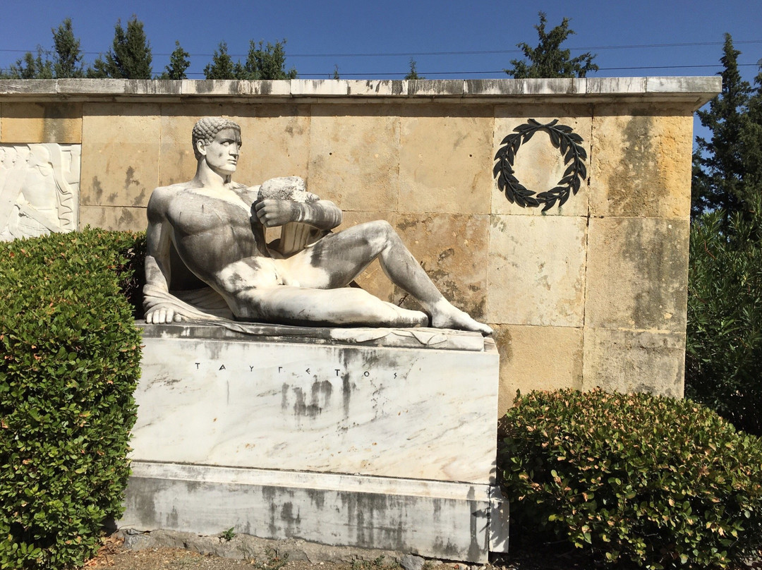 Kainotomikó Kéntro Istorikís Enimérosis Thermopylón-Thermopylae必去景点