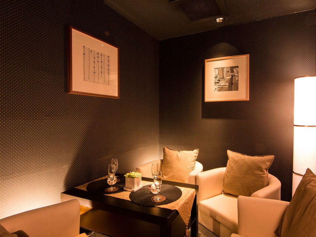 Ark Lounge 新宿西口店