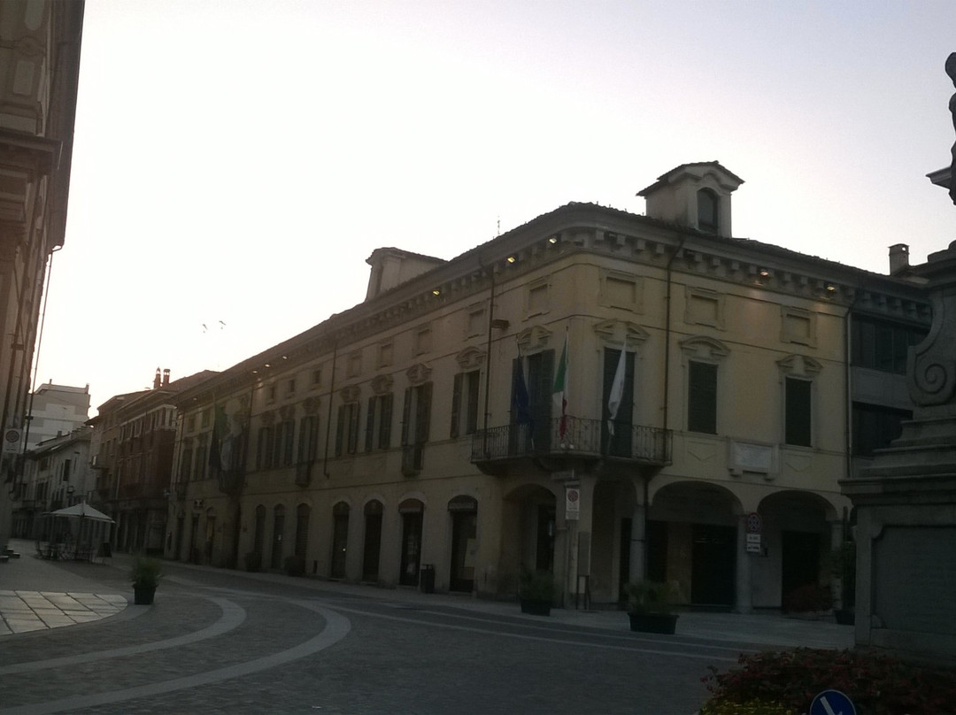 Municipio di Borgomanero景点图片