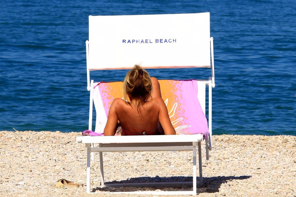 Raphael Beach景点图片