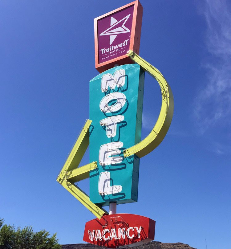 Trailwest Motel主图