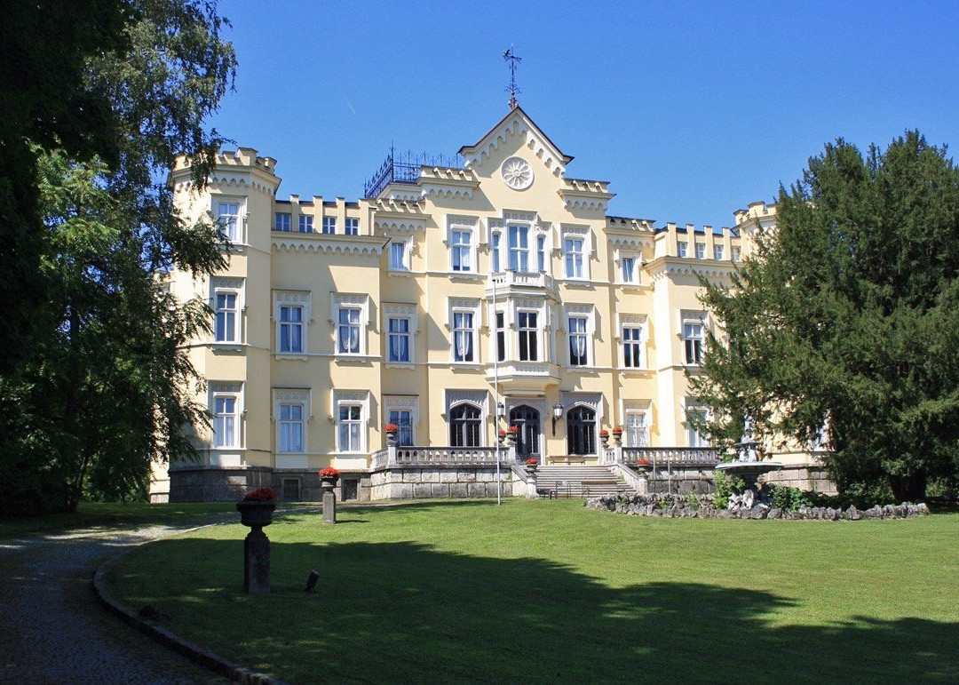 Schloss Vogelsang-施泰尔必去景点