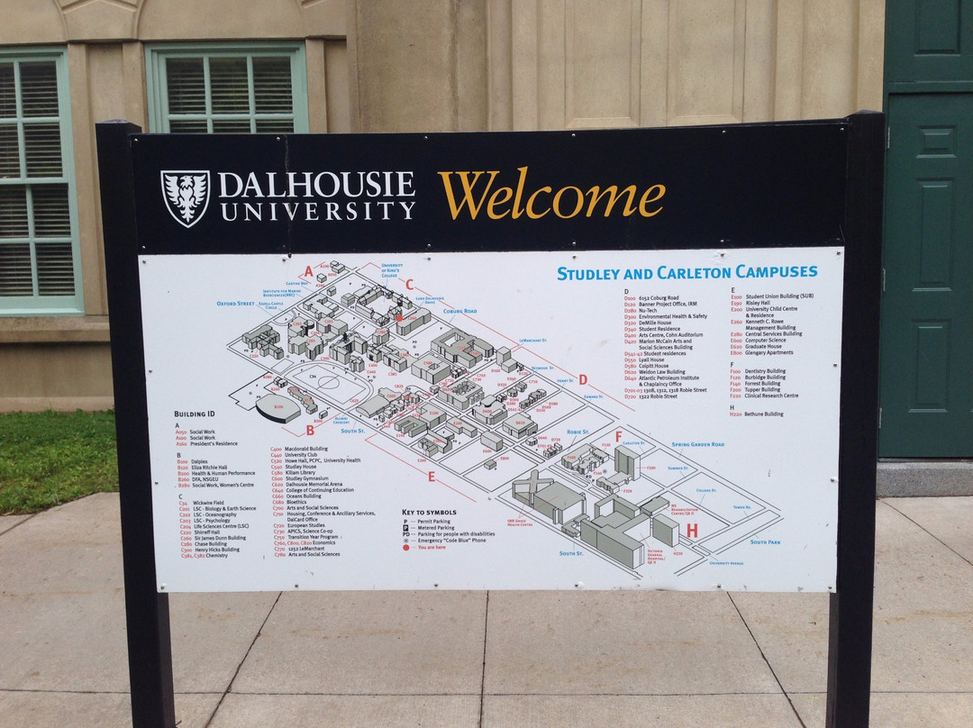 Dalhousie University-哈利法克斯必去景点