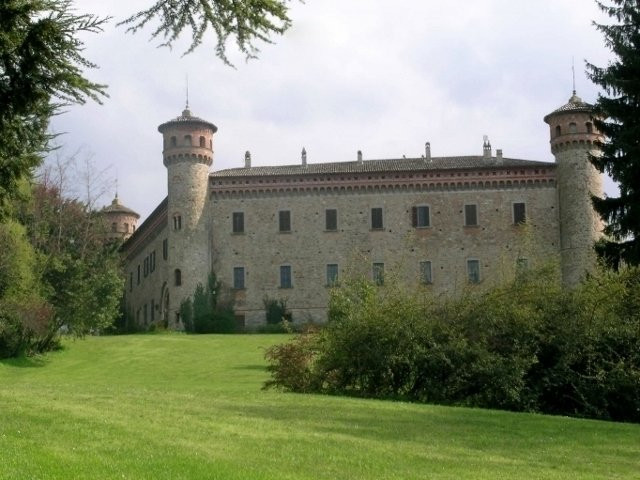 Castello di Rezzanello-Gazzola必去景点