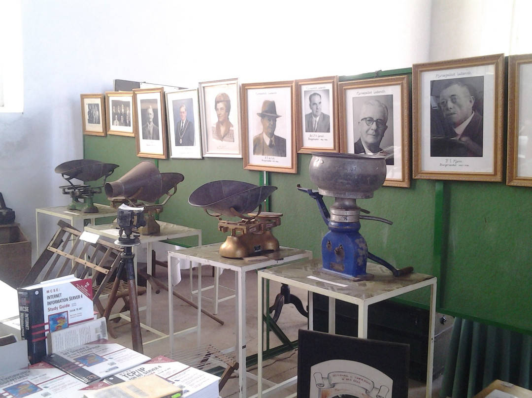 Tourist Information Ladismith-Ladismith必去景点