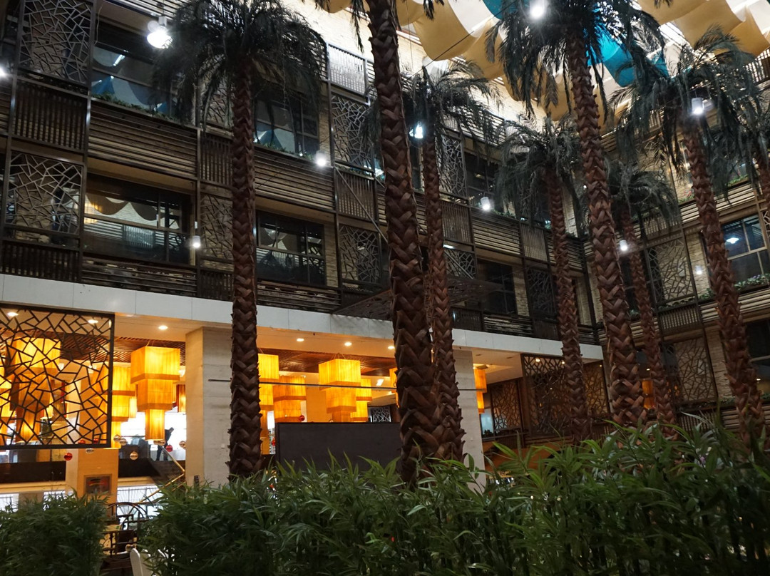 美丽豪酒店主图