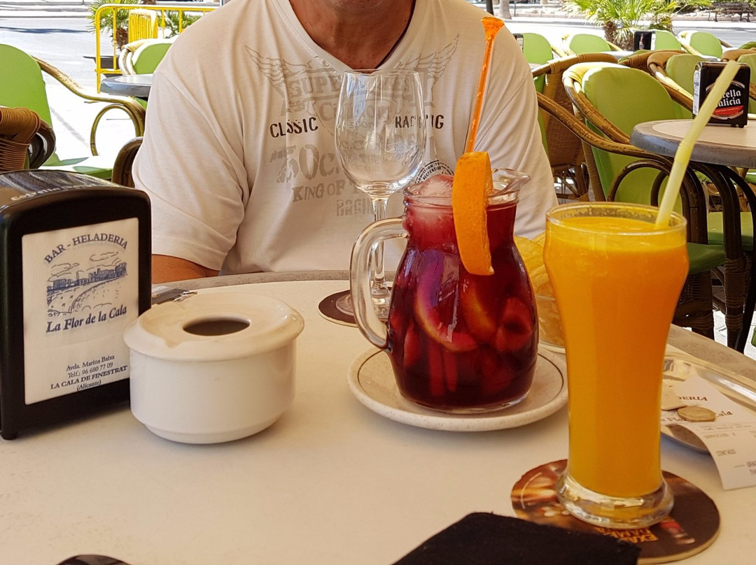 Bar Heladeria la Flor de la Cala