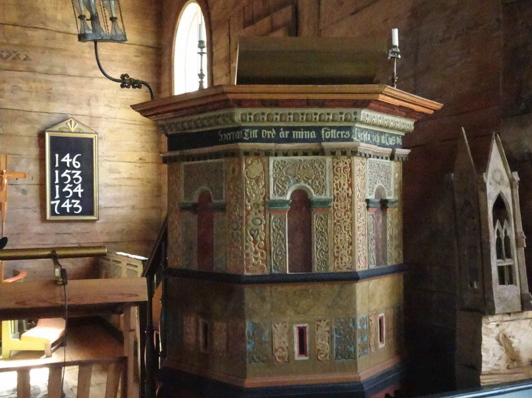Tidersrum kyrka-Kisa必去景点