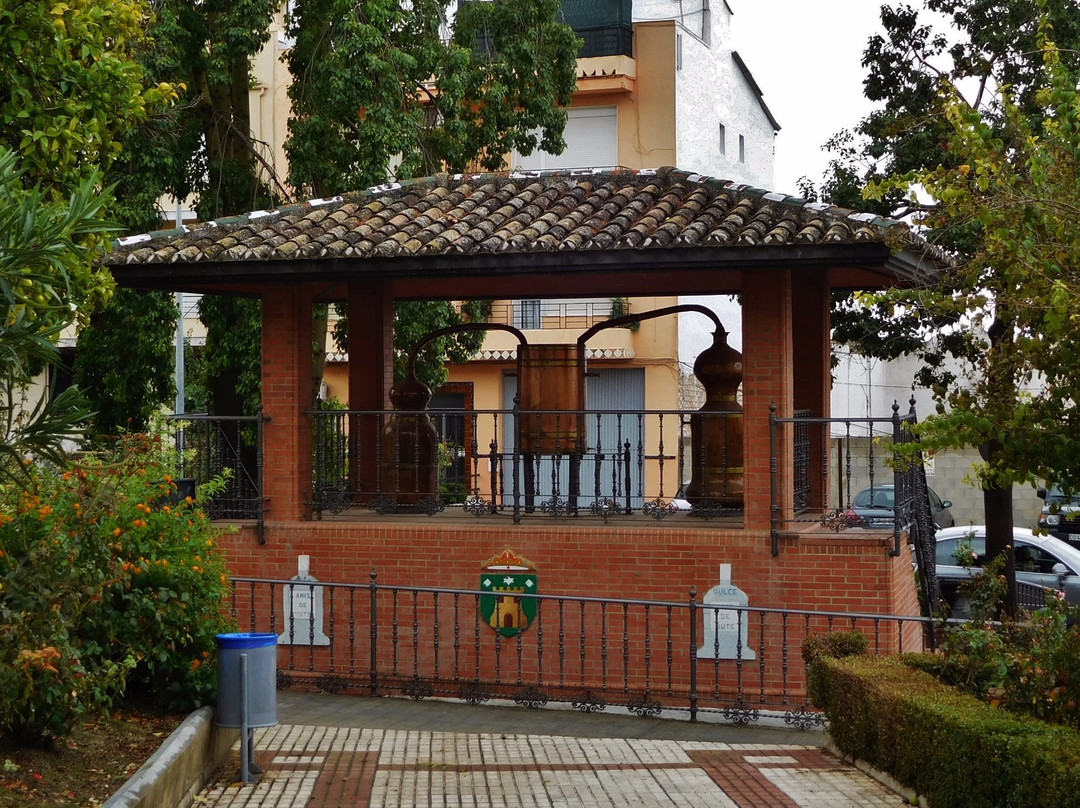 Monumento al Anis景点图片