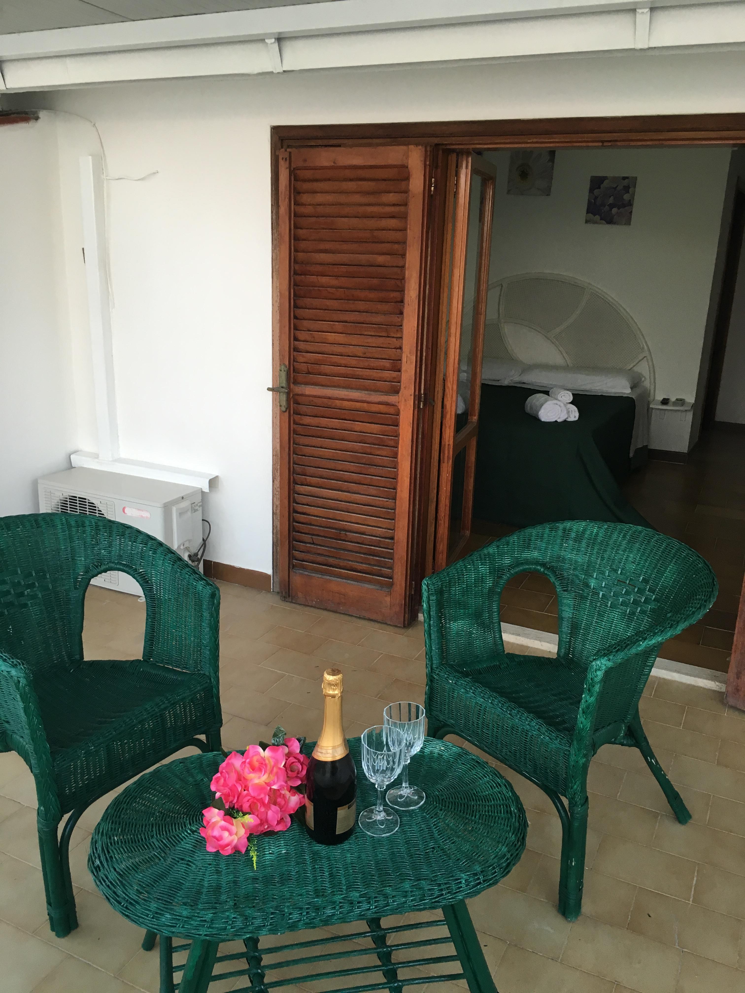 B&B EVERGREEN-官方