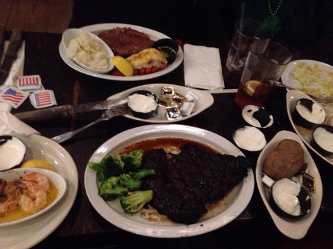 Calverton餐馆和美食-J & R's Steakhouse