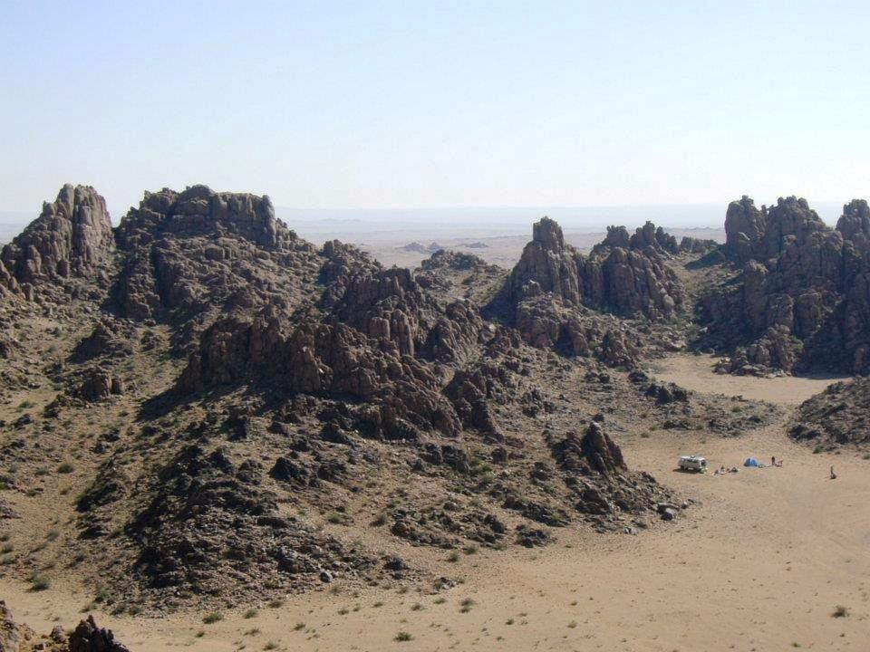 Ikh Gazriin Chuluu Nature Reserve-Mandalgovi必去景点