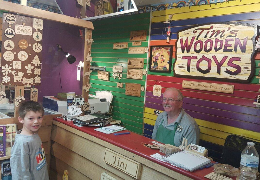 tims wooden toys-海伦必去景点