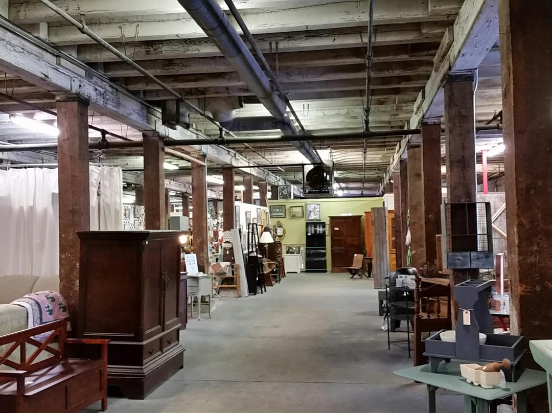 The Original Treasure Mart-科科莫必去景点