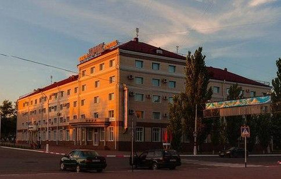 Rudnyy酒店住宿-Gornyak Hotel