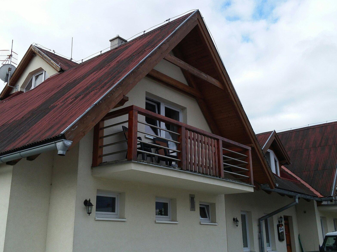 Stara Lesna酒店住宿-Penzion 2004