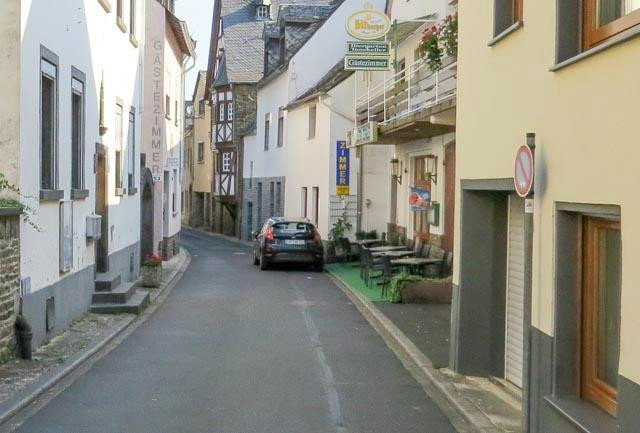 Zur Burg Eltz主图