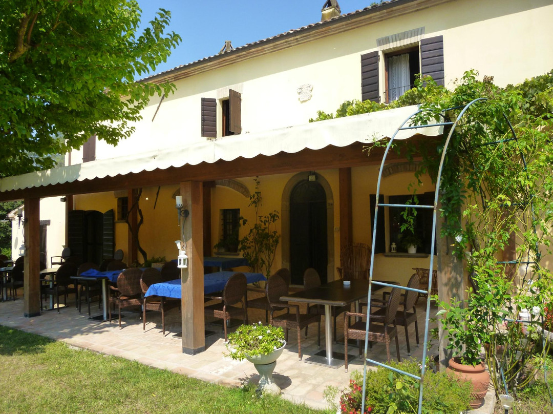 Ponte del Colombarone酒店住宿-Antica Dimora di Val Regina