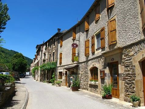Chateau de Brousse le Chateau-Brousse-le-Chateau必去景点