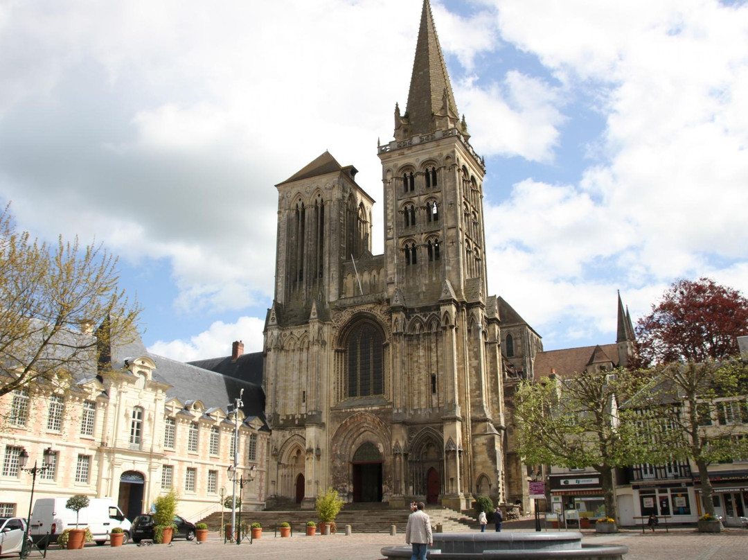 Cathedrale Saint-Pierre de Lisieux景点图片