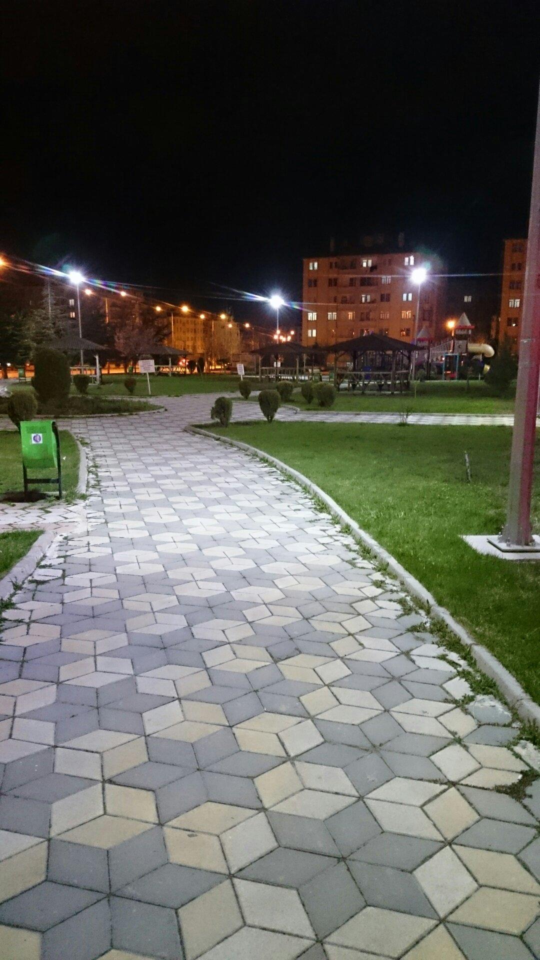 Hitit Mesleki & Teknik Anadolu Lisesi Uygulama Oteli-客卧