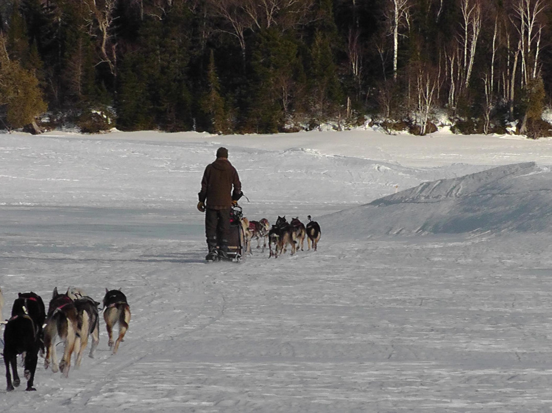 Expéditions Hautes-Laurentides-Riviere-Rouge必去景点