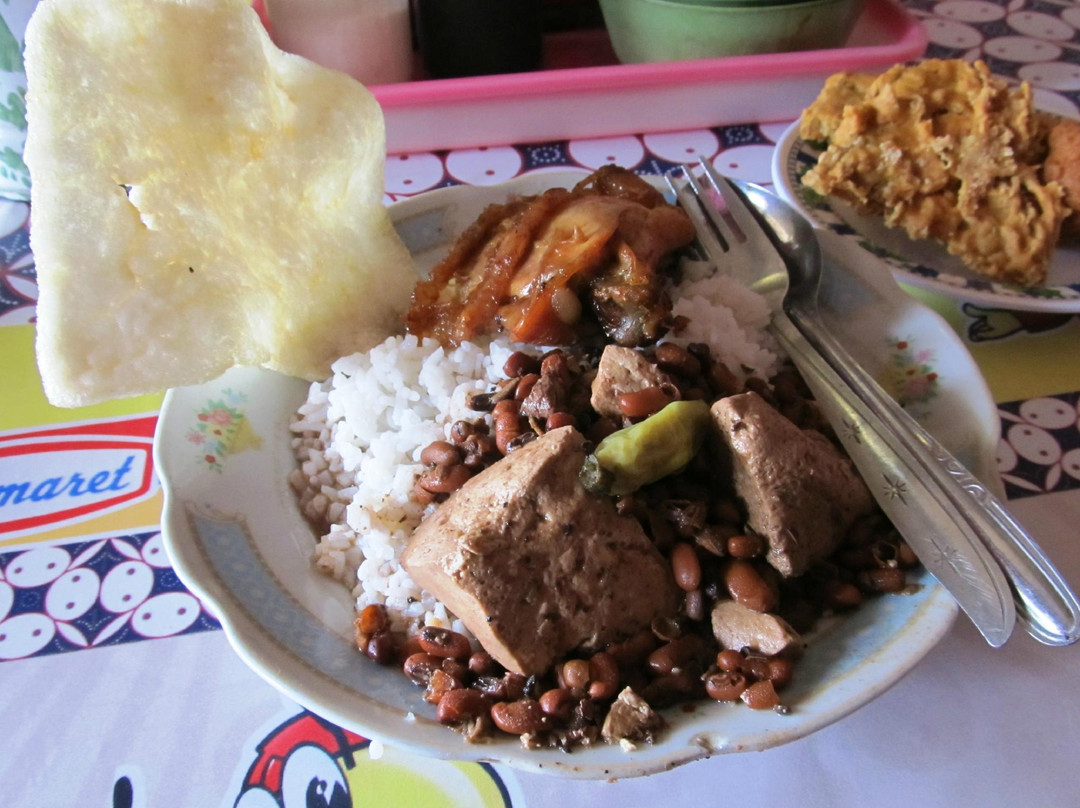 Warung Brongkos Handayani