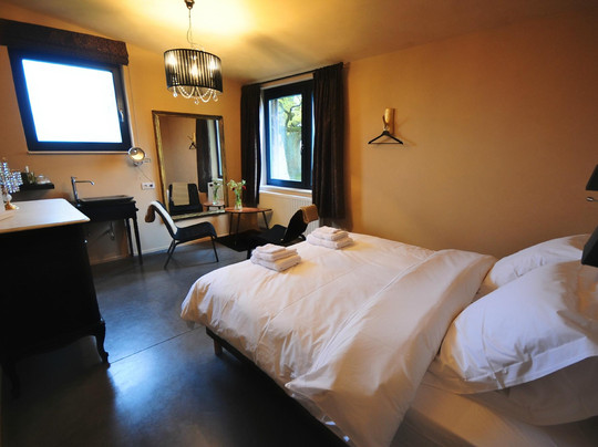 Erezee酒店住宿-maison d'hôtes certitude