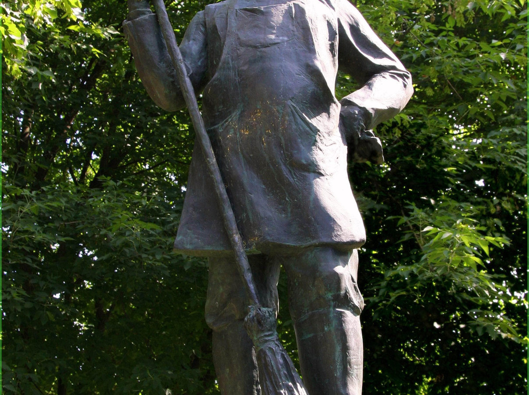 Monument to Street Cleaner景点图片