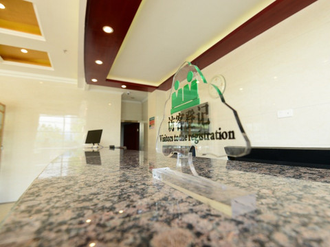 华锦之星酒店(青岛城市阳台景区西海岸汽车总站店)主图