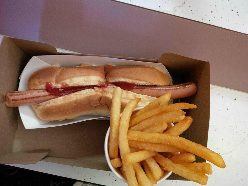 Mendon Twin Drive-In-Mendon必去景点