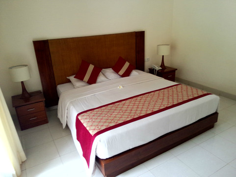 佩尔缇威度假村主图