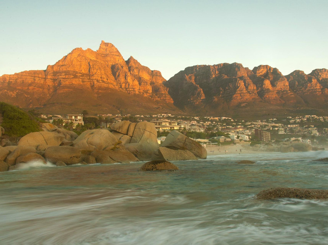 Bakoven旅游景点-Maidens' Cove