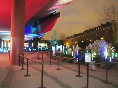 布朗利码头博物馆-巴黎必去景点