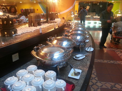 北京新侨饭店主图