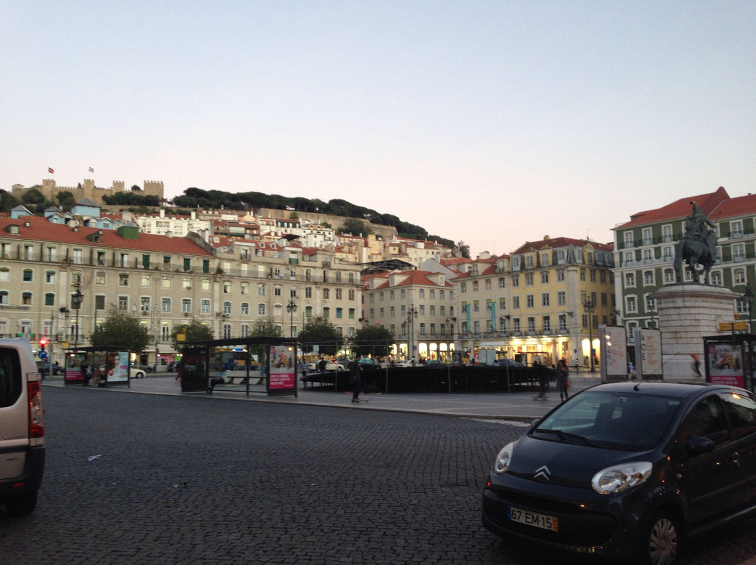 Praça Dom Pedro IV-里斯本必去景点