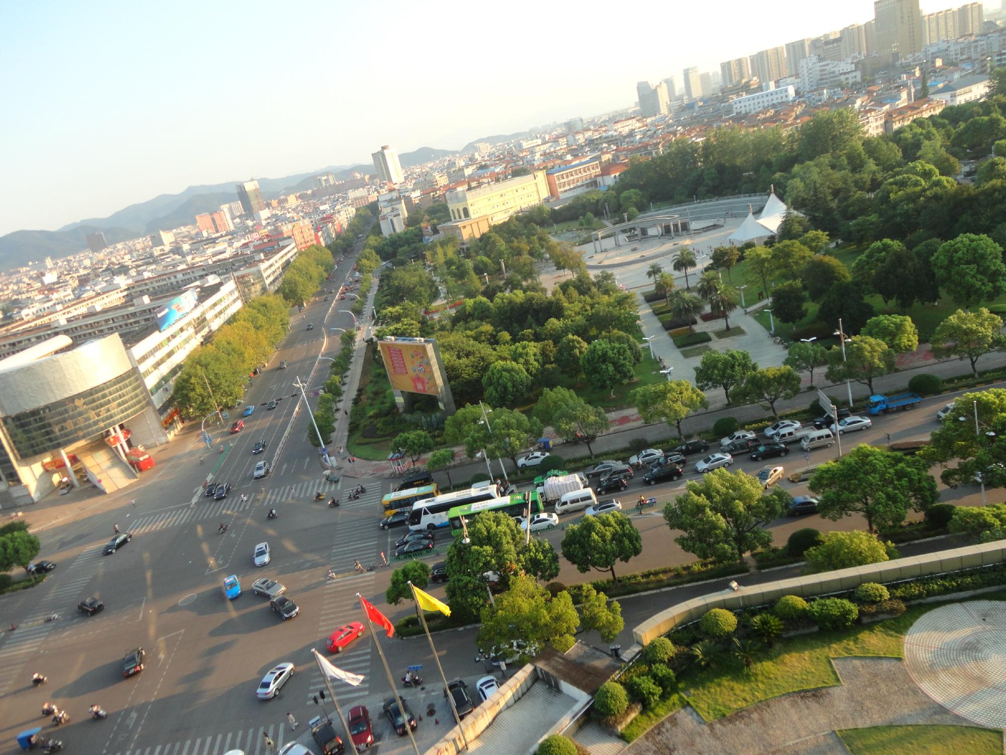 义乌大酒店-客卧